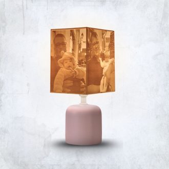   Személyre Szabott Fényképes 3D Lámpa - Egyedi Éjjeli Fény Saját Fotóval - Pink Hasáb - Daphni