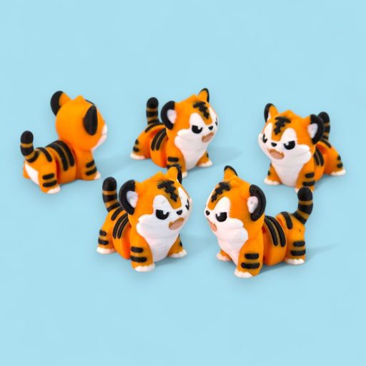 Tibcsi, a kíváncsi kis tigris