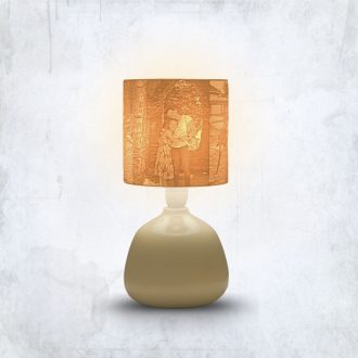   Személyre Szabott Fényképes 3D Lámpa - Egyedi Éjjeli Fény Saját Fotóval - Bézs Henger - Ellie
